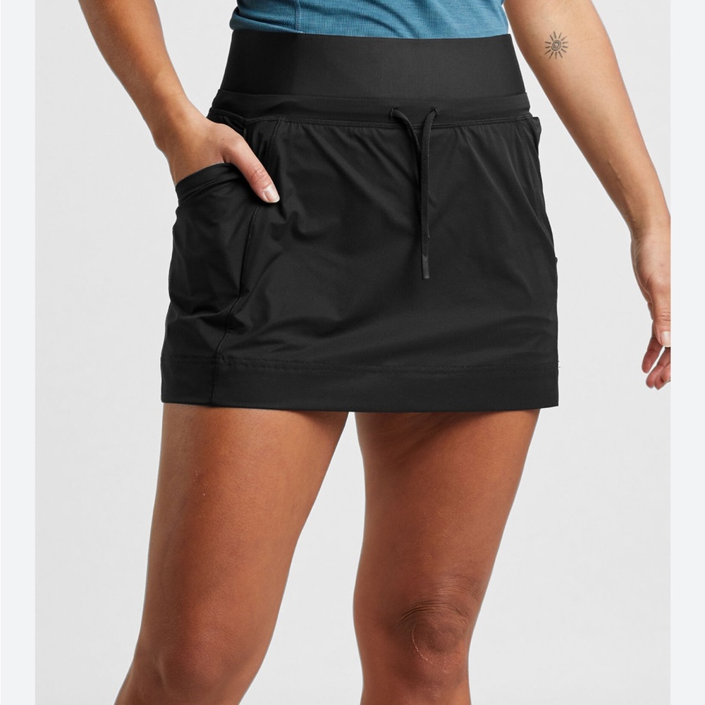 Title Nine Zephyr Explorer Skort Black Hiking Women’s Size L